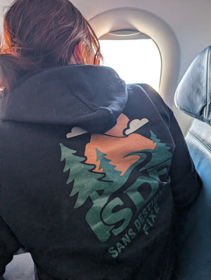 Hoodie unisexe - L’uniforme officiel des campeurs - Sans destination fixe