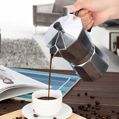 Cafetière moka octogonale – café de camp comme à la maison