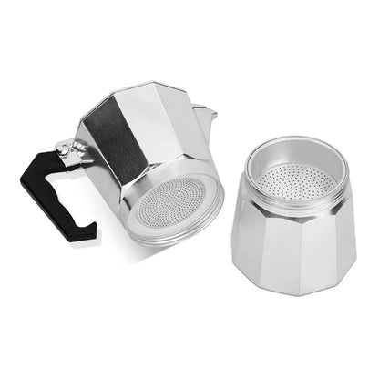 Cafetière moka octogonale – café de camp comme à la maison